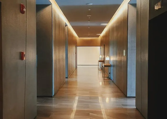 Apartamento Modern 41f With Makati Skyline View Pool And High Speed Wifi In Poblacion Manila