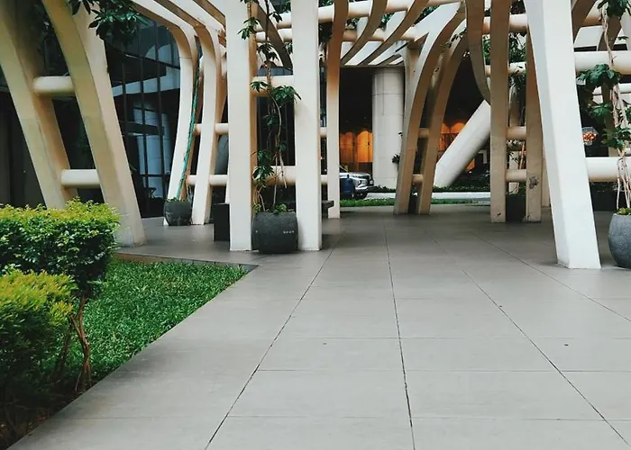 Apartamento Modern 41f With Makati Skyline View Pool And High Speed Wifi In Poblacion Manila